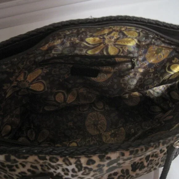 Large Charming Charlie Brown Leopard Print Floral Interior Zipper Leather Purse - Picture 5 of 7